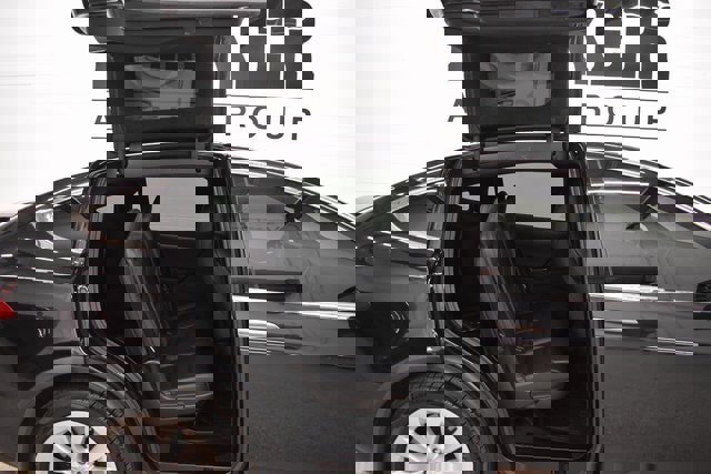 Used 2017 Tesla Model X image 7