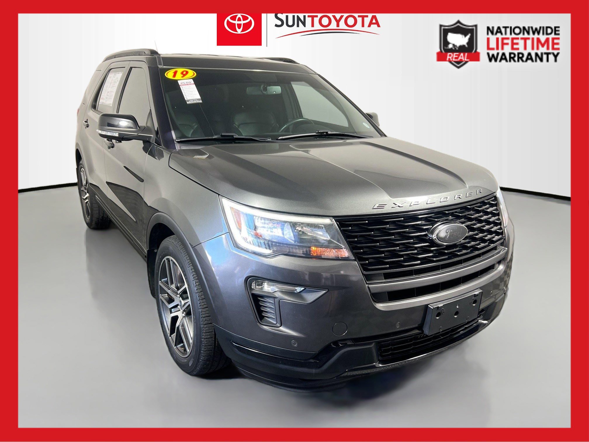 Used 2019 Ford Explorer Sport image 1