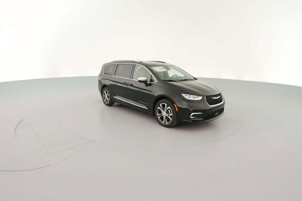 New 2026 Chrysler Pacifica Pinnacle image 16