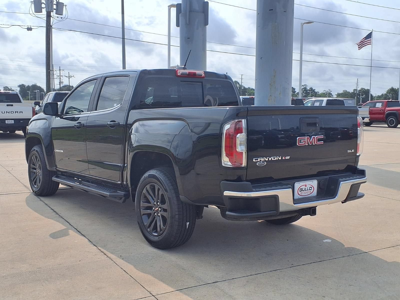 Used 2019 GMC Canyon SLE w/ Elevation Edition RWD image 2