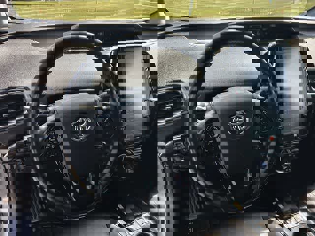 Used 2020 Toyota Prius Prime Limited image 17