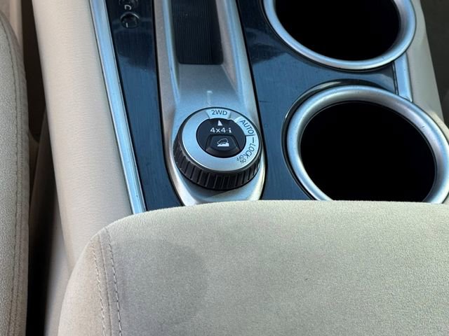 Used 2015 Nissan Pathfinder S image 21