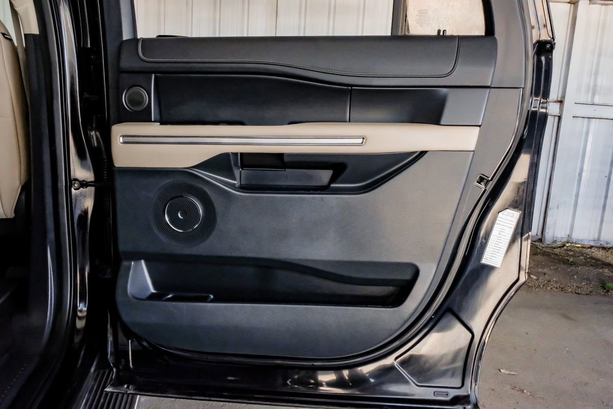 Used 2022 Ford Expedition Max Limited image 48