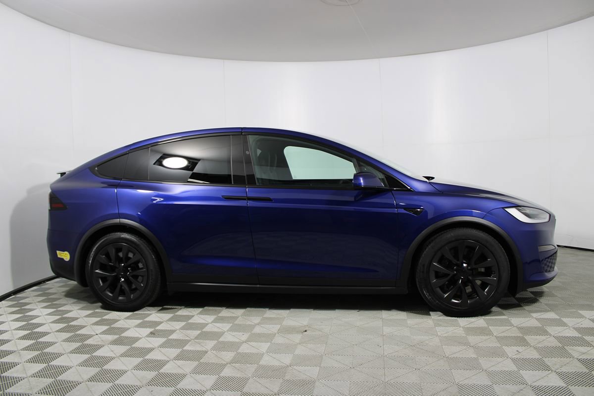 Used 2022 Tesla Model X Plaid image 36