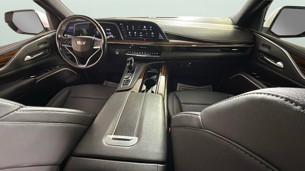 Used 2022 Cadillac Escalade Luxury image 35