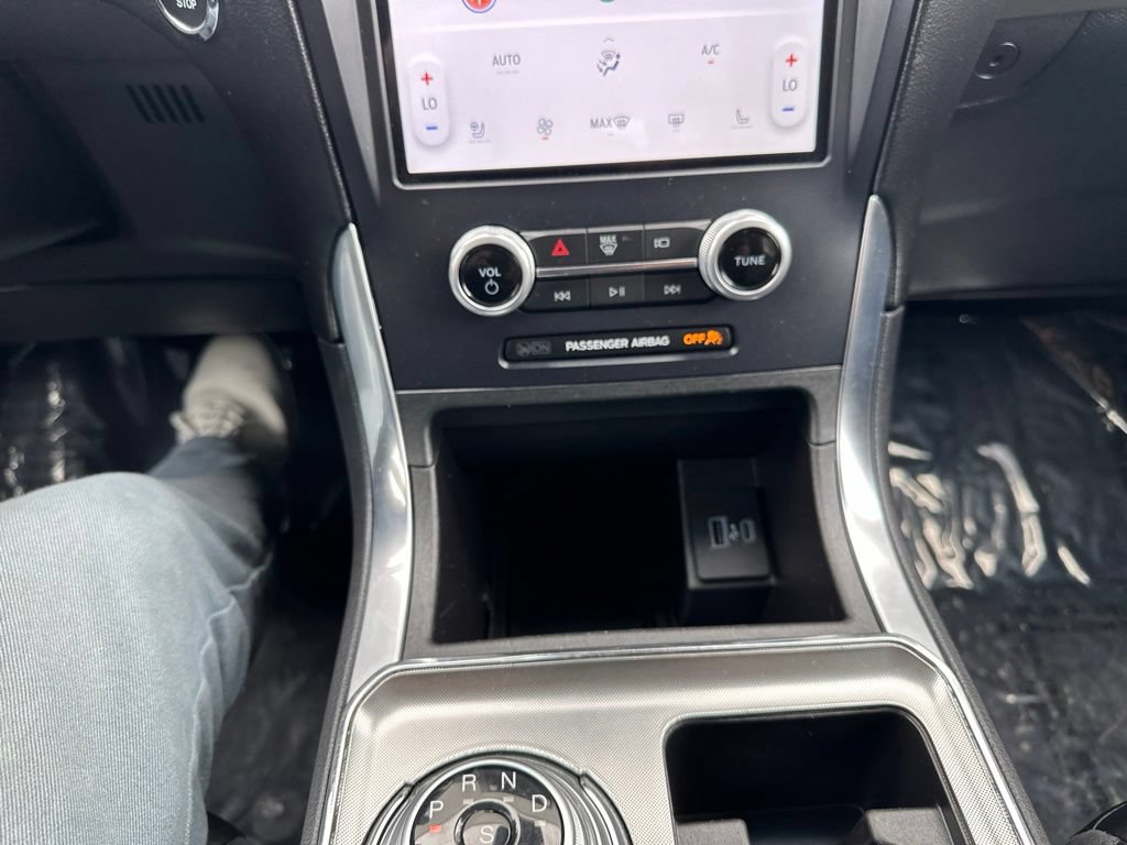 Certified 2023 Ford Edge Titanium AWD/4WD image 43