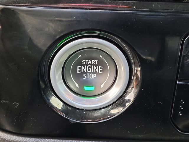 Used 2024 GMC Sierra 1500 SLT RWD image 32