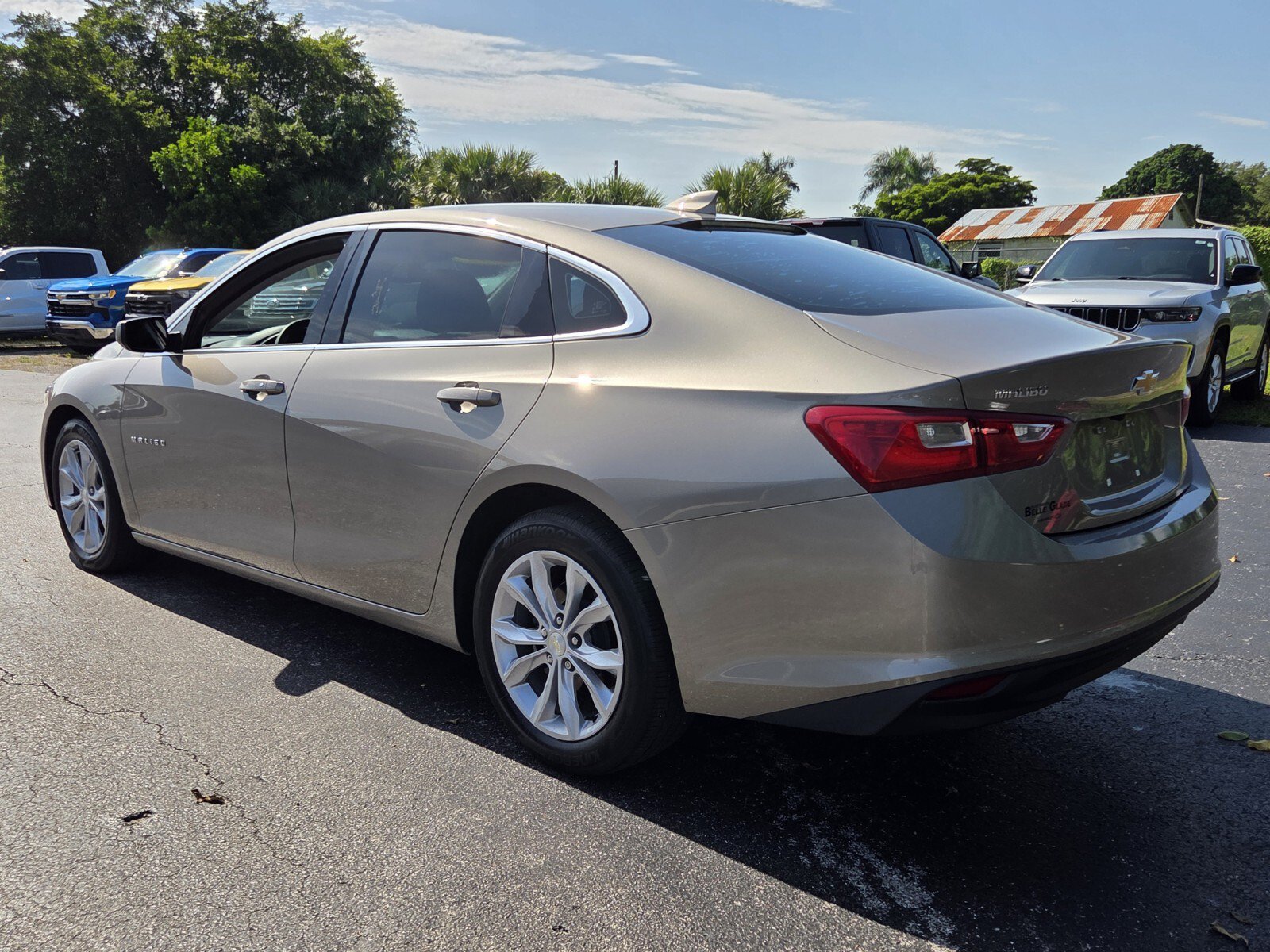 Certified 2023 Chevrolet Malibu LT FWD image 3