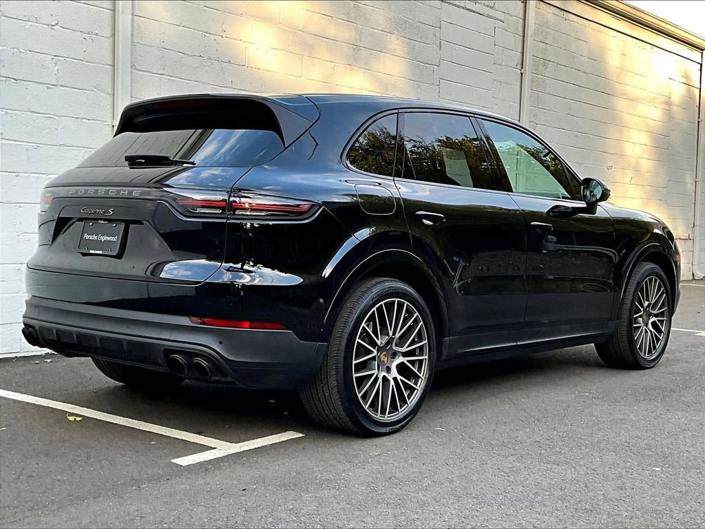 Certified 2023 Porsche Cayenne S Platinum image 17