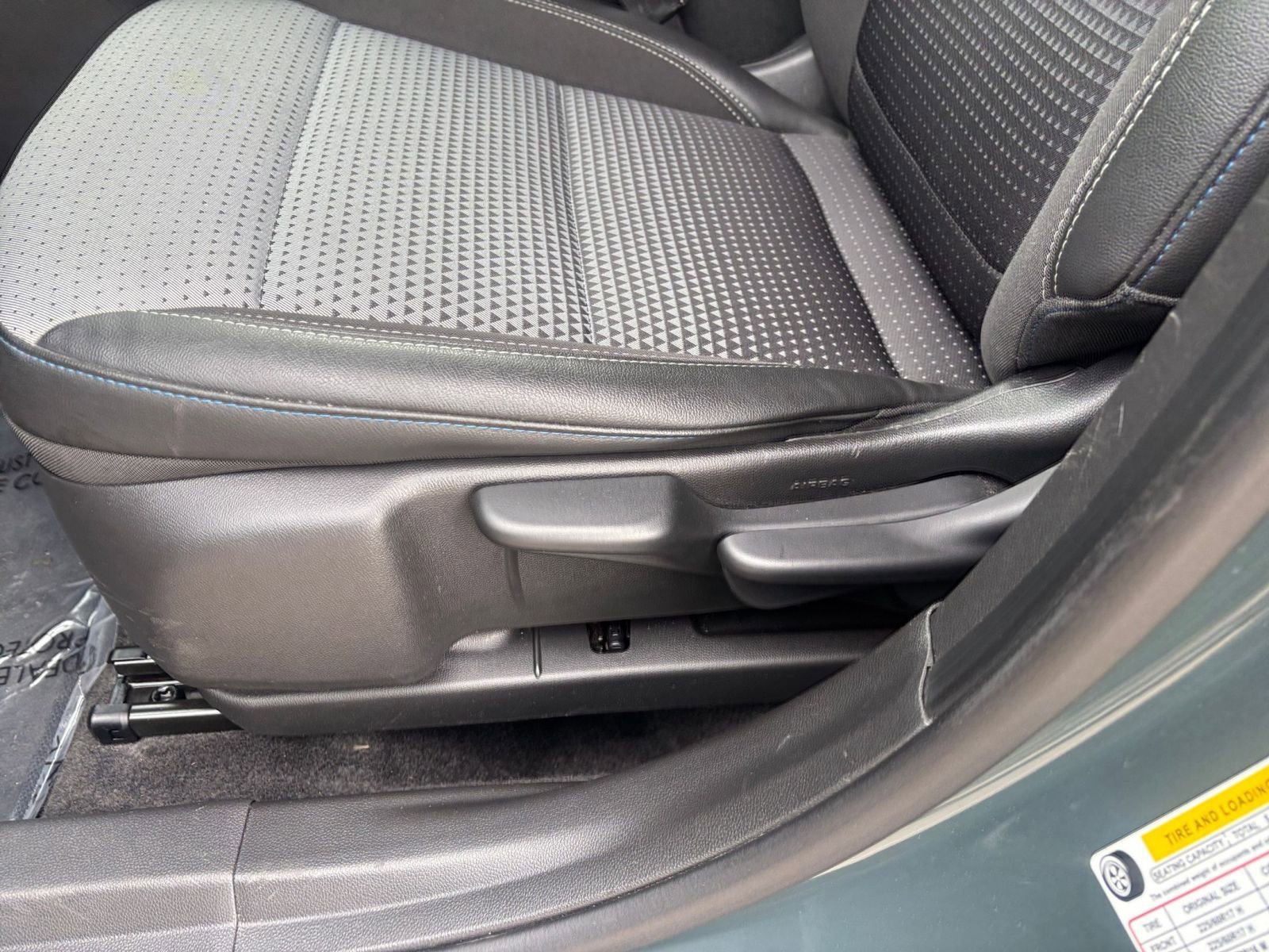 Used 2025 Chevrolet Trax LT image 22