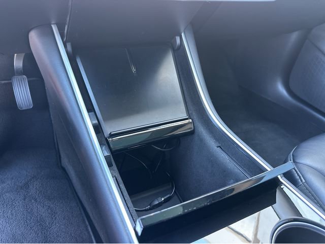 Used 2018 Tesla Model 3 Long Range image 26