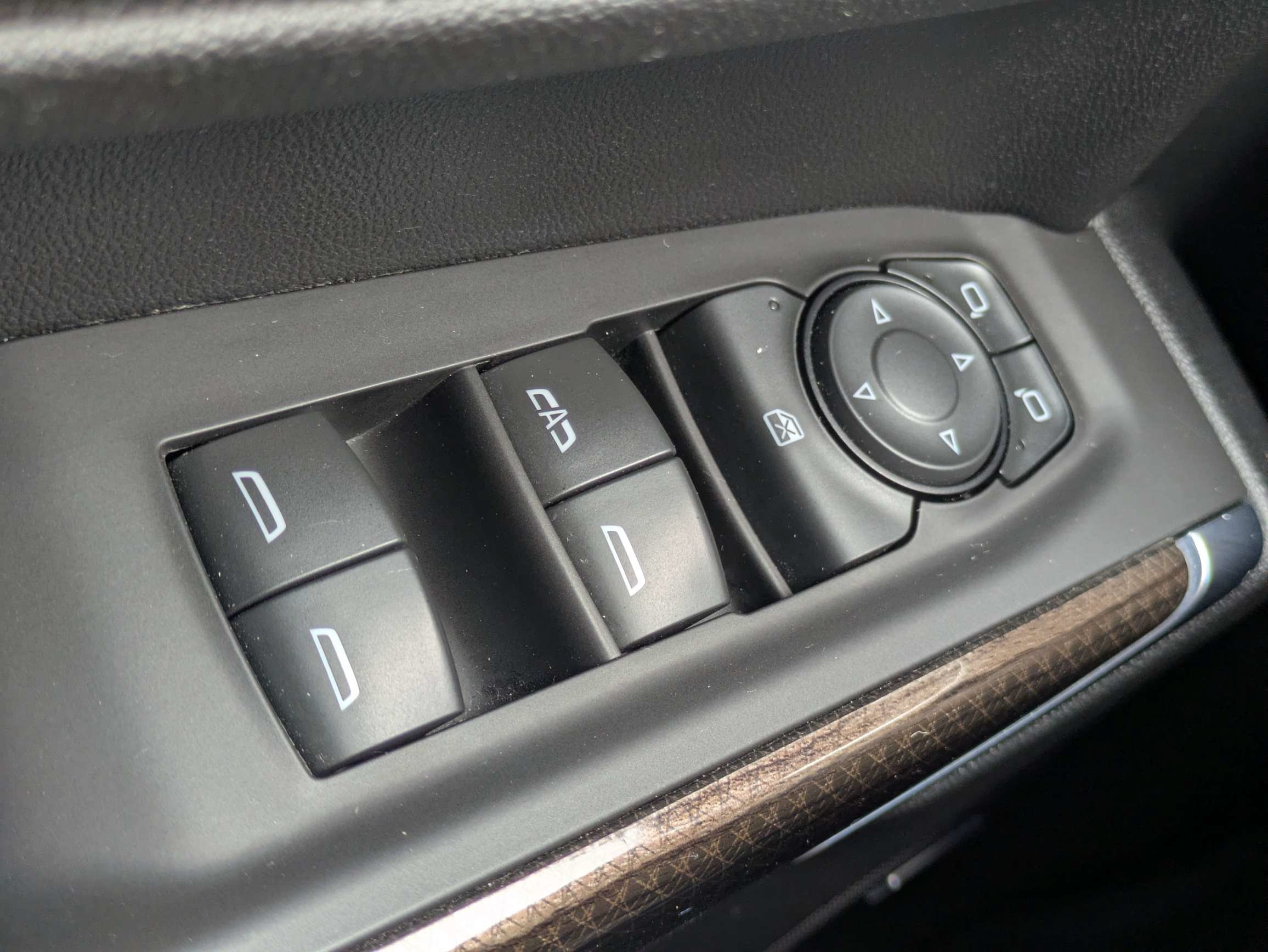 Certified 2023 Cadillac XT6 Premium Luxury AWD/4WD image 14