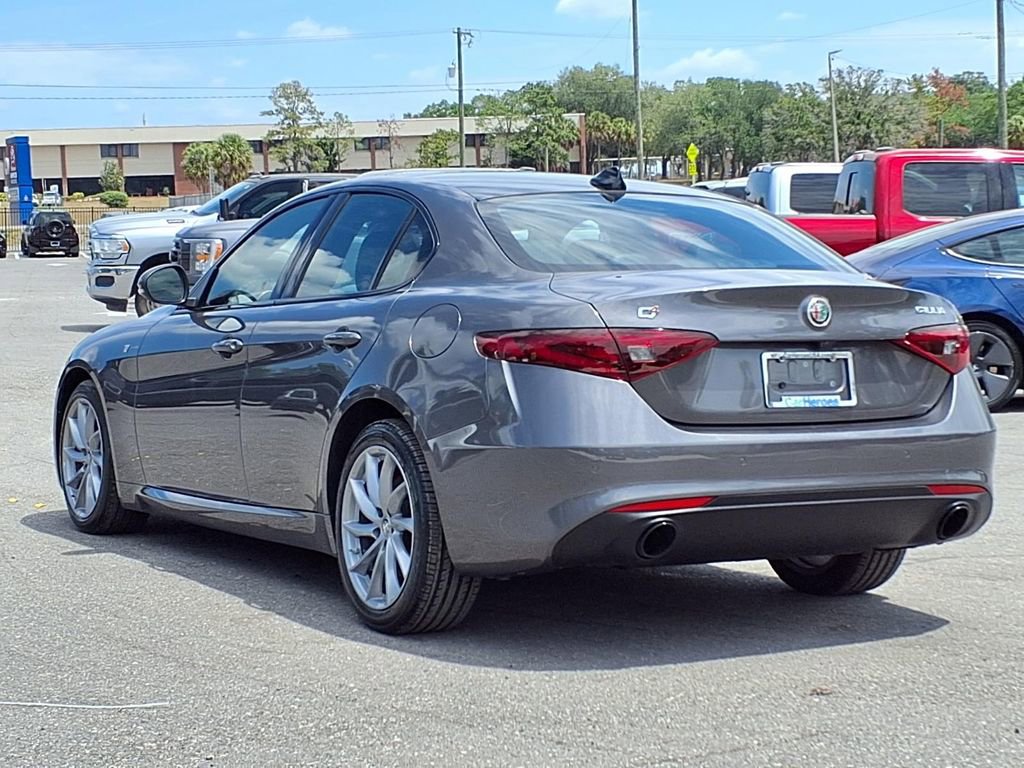 Used 2023 Alfa Romeo Giulia Ti w/ Active Assist Plus Package AWD/4WD image 5