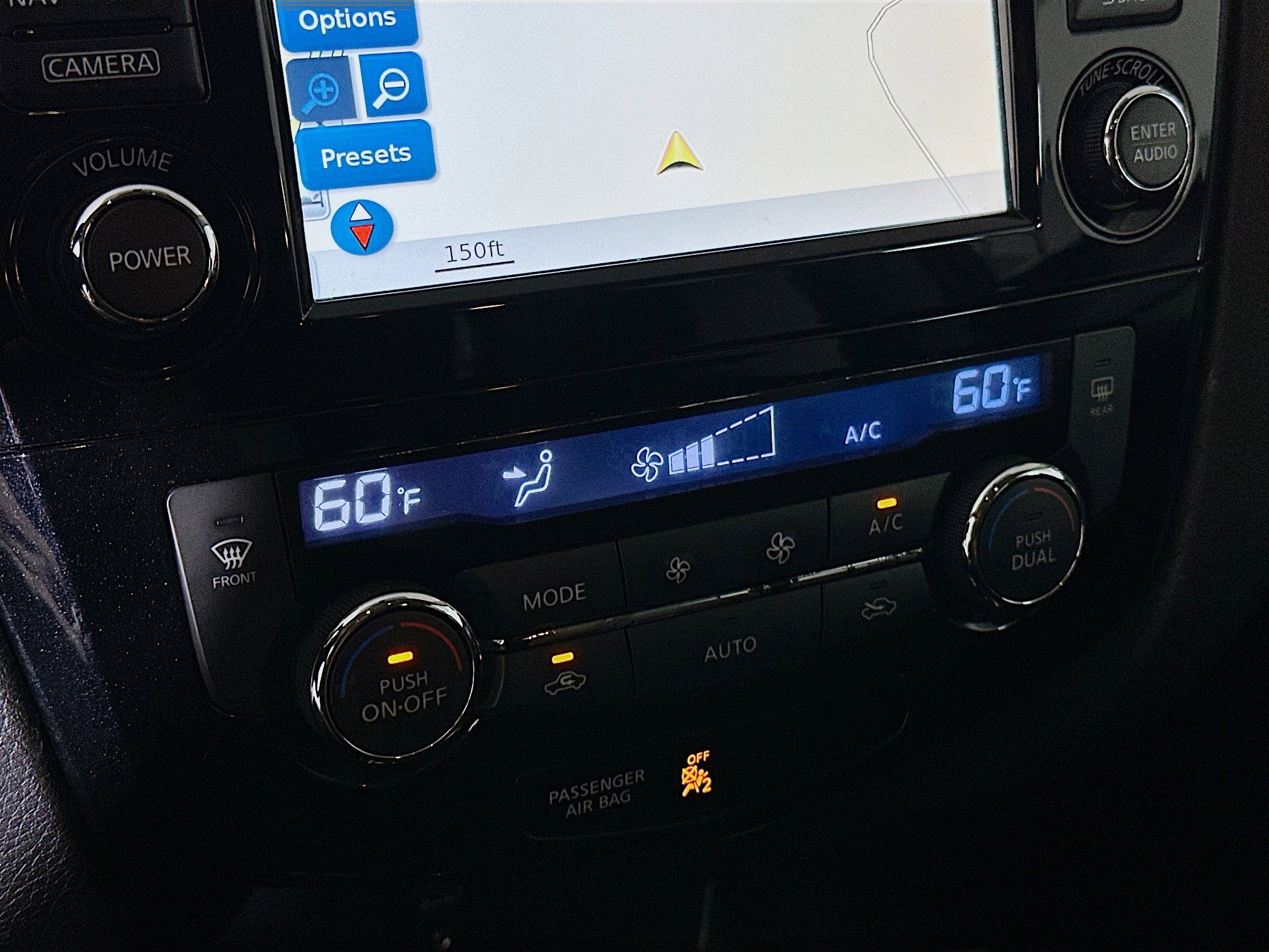 Used 2015 Nissan Rogue SL w/ SL Premium Package image 23