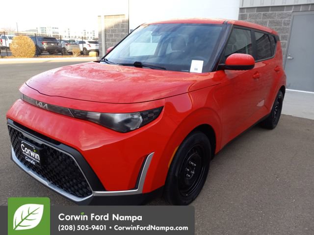 Used 2023 Kia Soul LX image 7