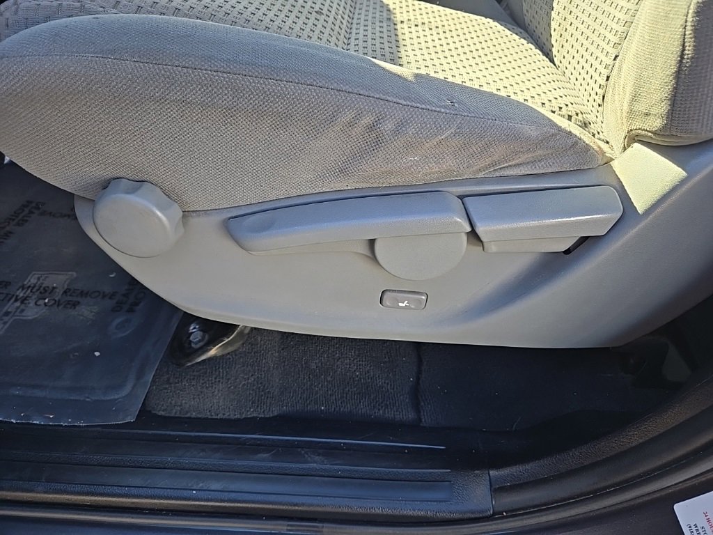 Used 2013 Toyota Tundra 4x4 CrewMax image 41