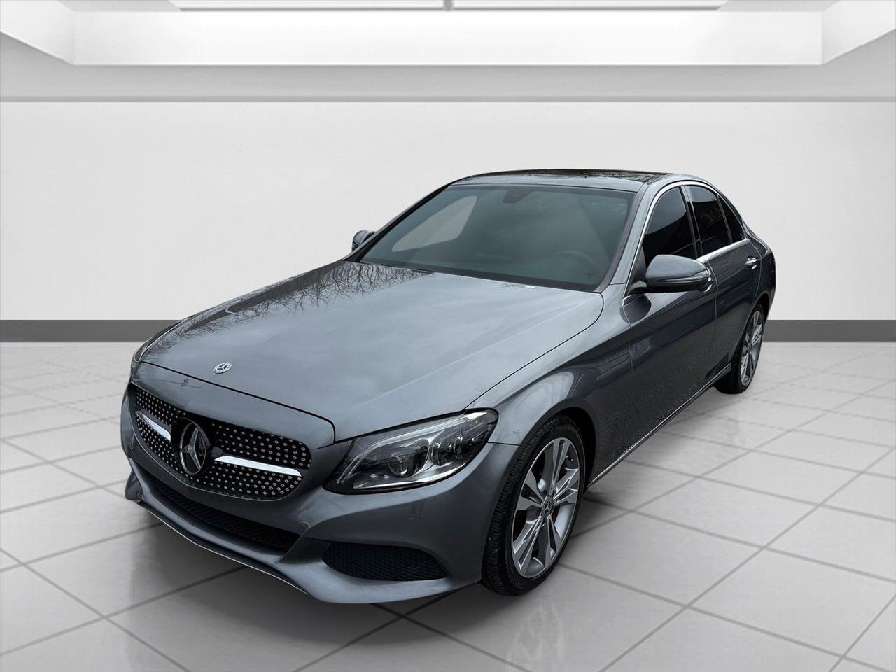 Used 2018 Mercedes-Benz C 300 Sedan image 3