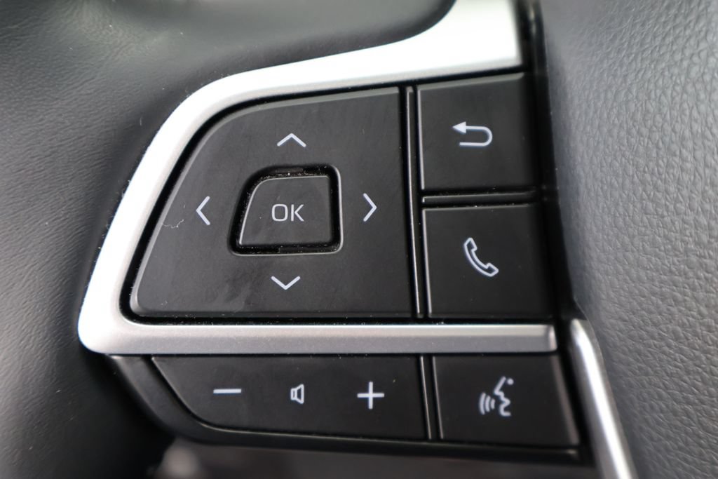 Used 2024 Toyota Highlander Platinum AWD/4WD image 31