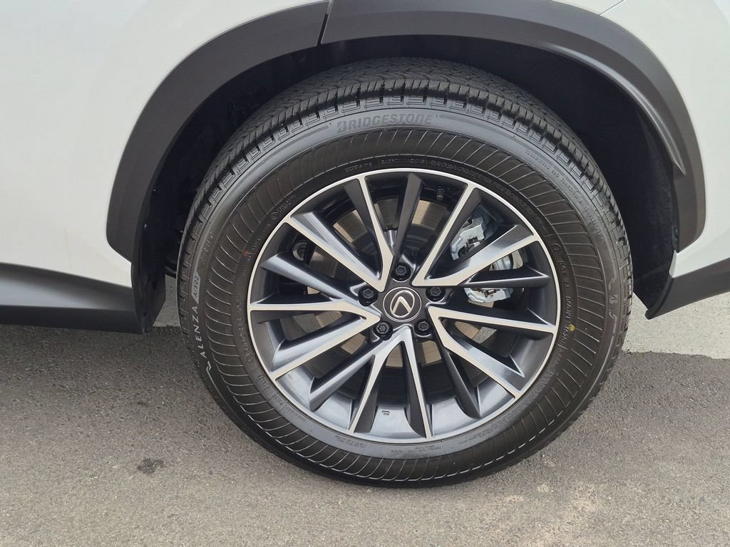 Used 2025 Lexus NX 350h AWD w/ Accessory Package (2T) image 32