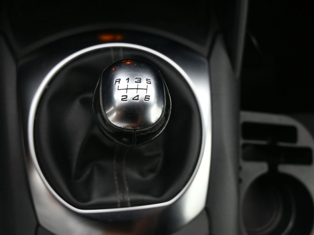 Used 2019 FIAT 124 Spider Classica w/ Technology Group image 27