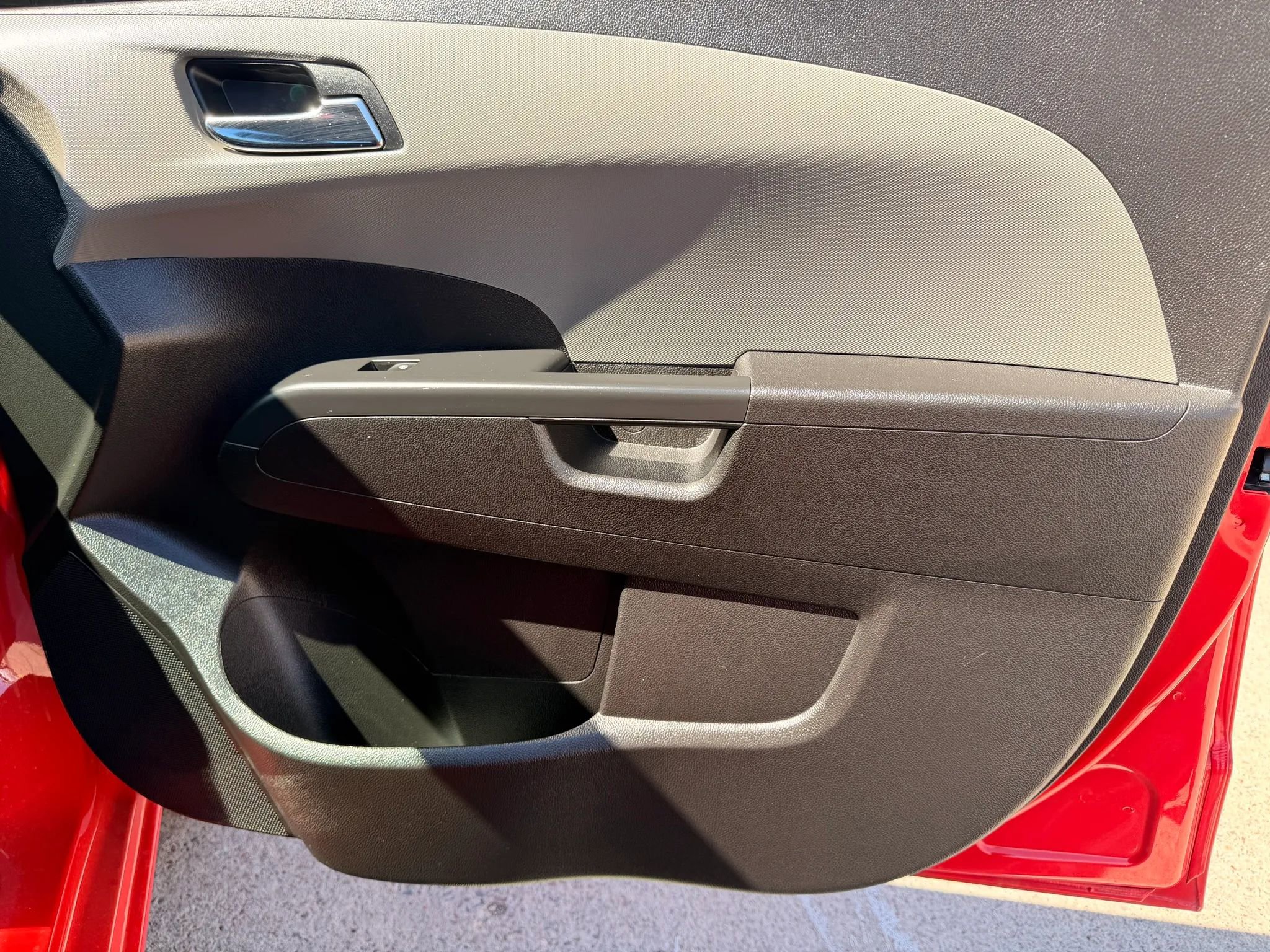 Used 2015 Chevrolet Sonic LTZ image 22