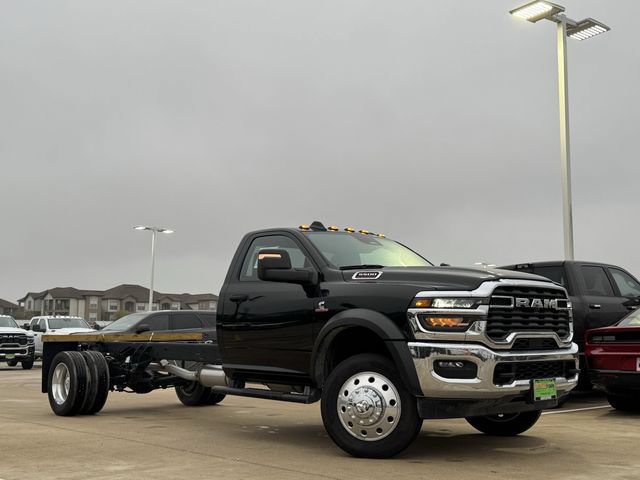 New 2025 RAM 5500 Tradesman RWD video 2