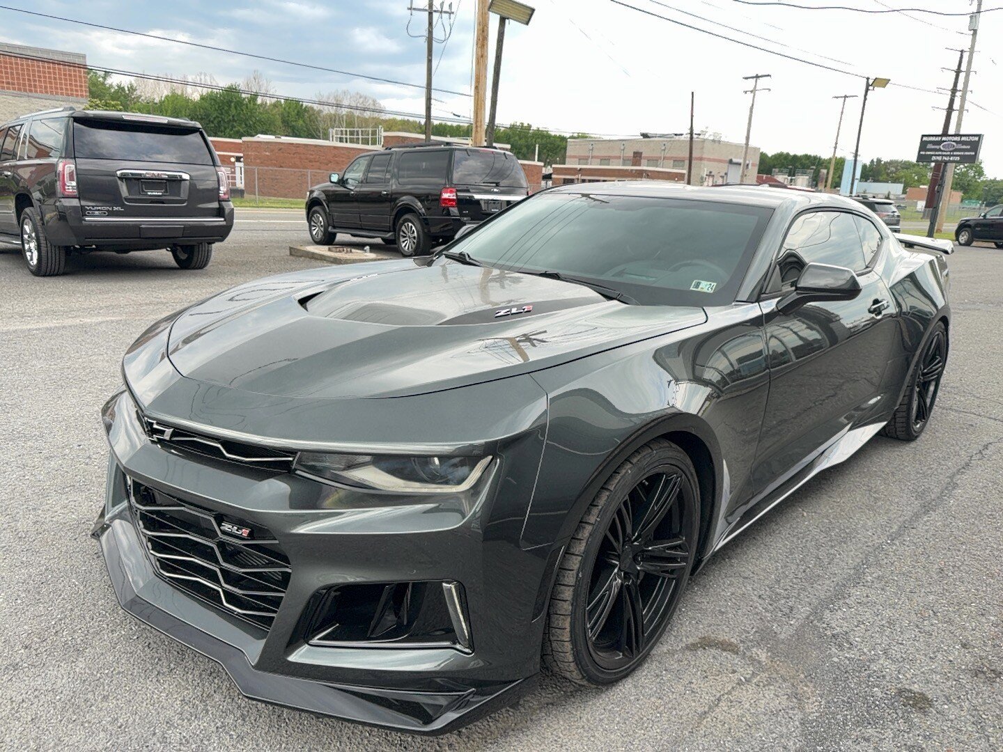 Used 2018 Chevrolet Camaro ZL1 RWD image 3