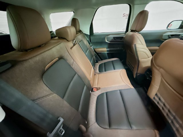 Certified 2026 Ford Bronco Sport Outer Banks w/ Outer Banks Tech Package+ AWD/4WD image 29