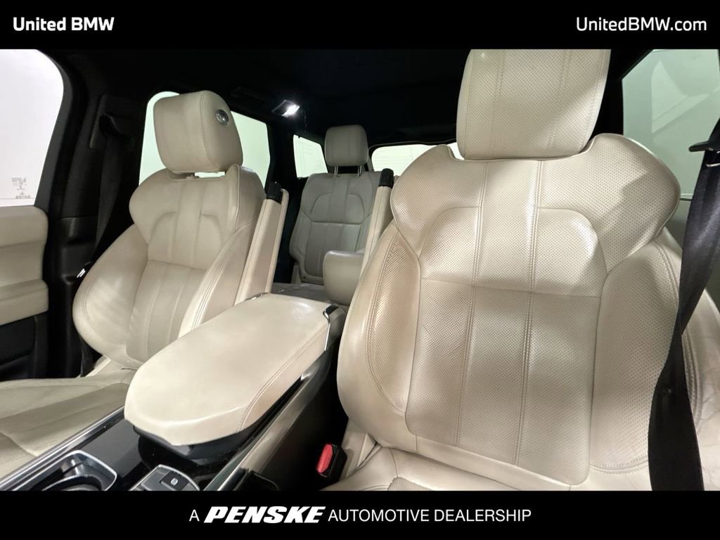 Used 2017 Land Rover Range Rover Sport HSE image 13
