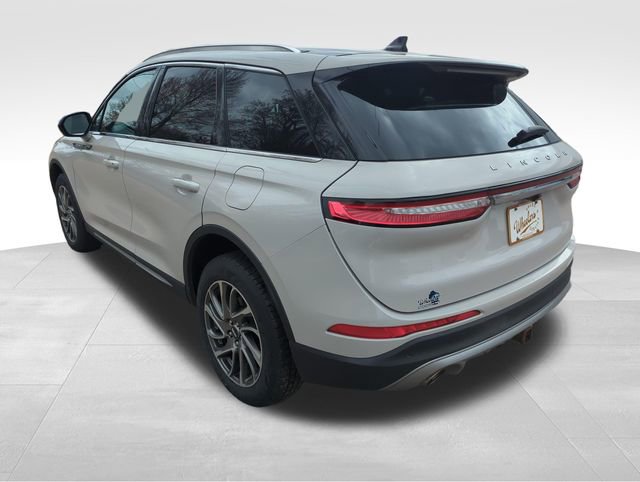 Used 2021 Lincoln Corsair AWD w/ Equipment Group 101A image 3