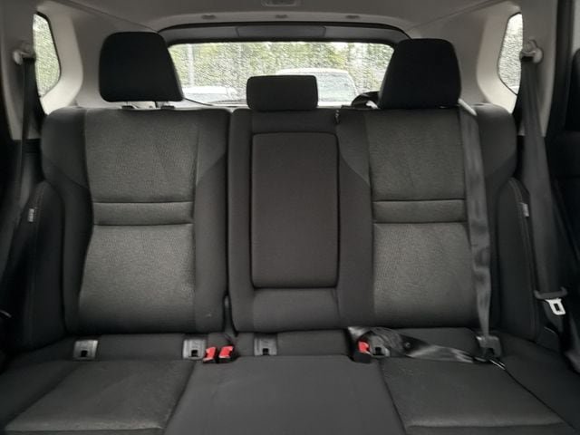 Used 2025 Nissan Rogue SV FWD image 25