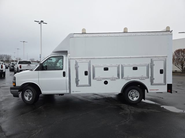 New 2026 Chevrolet Express 3500 w/ Power Convenience Package RWD image 22