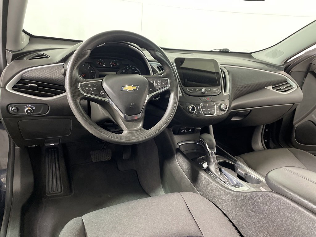 Used 2023 Chevrolet Malibu LT image 8