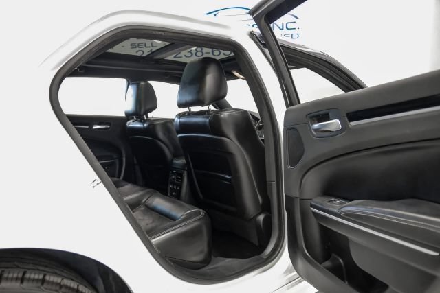 Used 2022 Chrysler 300 S w/ Comfort Group RWD image 53