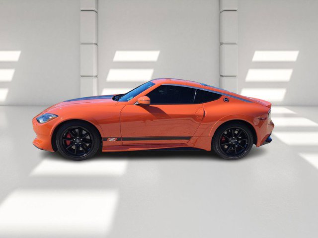 Used 2024 Nissan Z Performance w/ Heritage Edition image 4