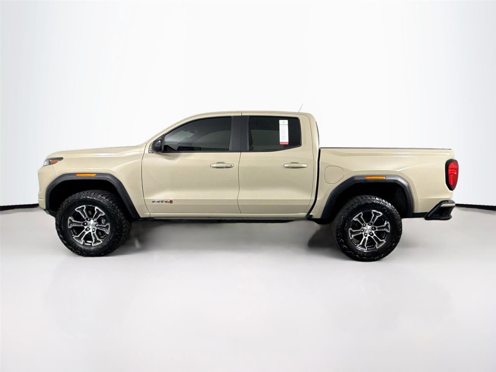 Used 2023 GMC Canyon AT4 w/ AT4 Premium Package image 14