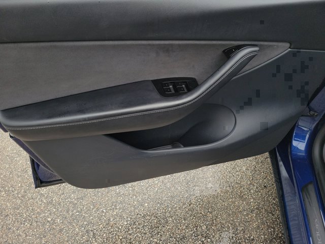 Used 2020 Tesla Model Y Long Range AWD/4WD image 16