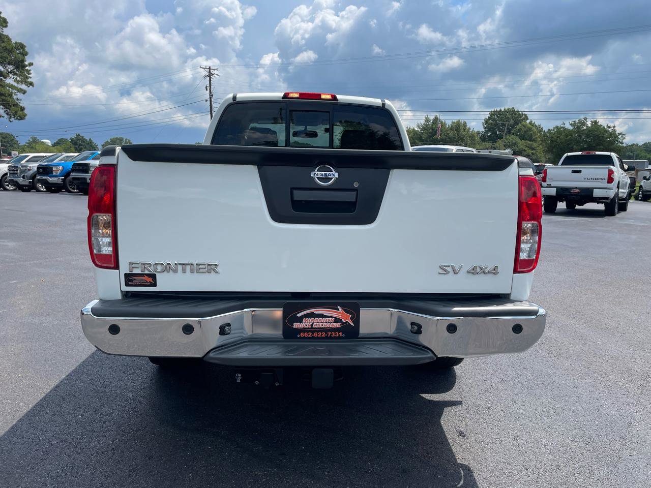 Used 2014 Nissan Frontier SV w/ SV Value Truck Package AWD/4WD image 7