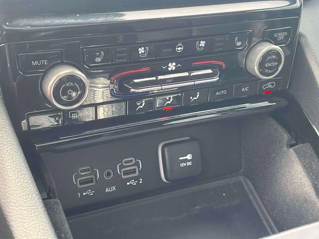 Used 2021 Jeep Grand Cherokee L Overland w/ Luxury Tech Group IV AWD/4WD image 37