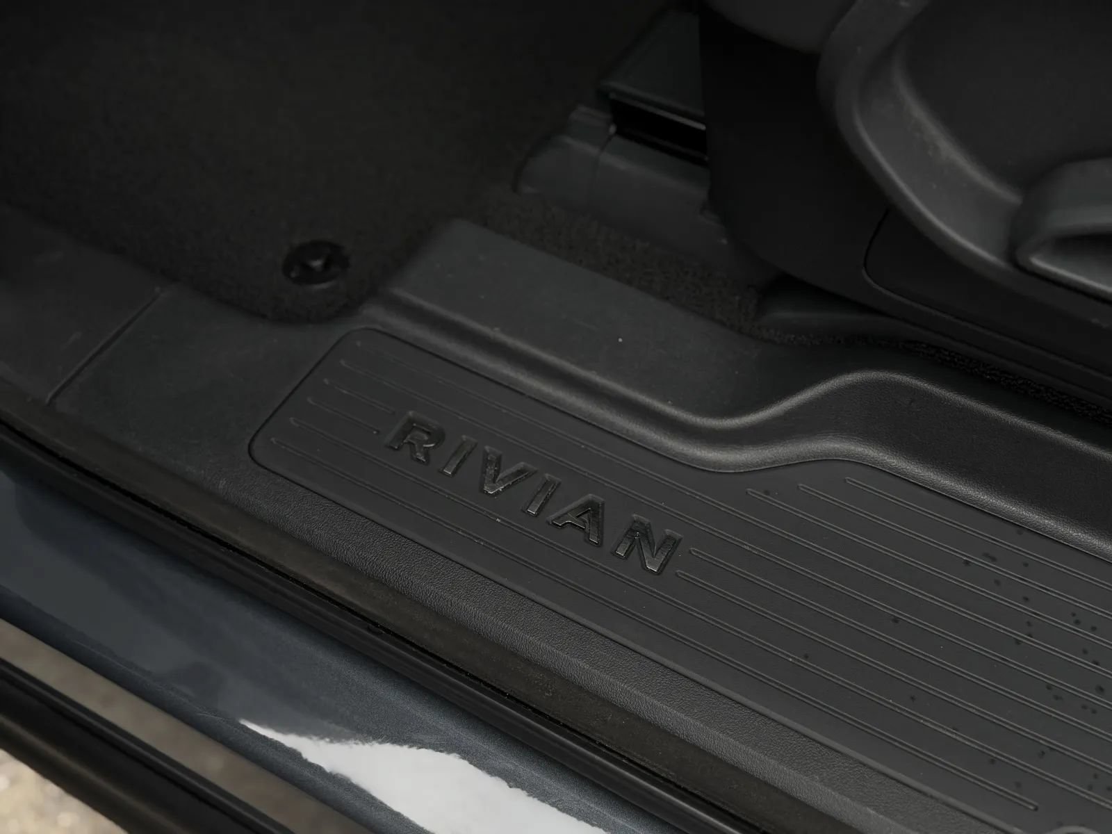 Used 2022 Rivian R1S Launch Edition Quad AWD/4WD image 39