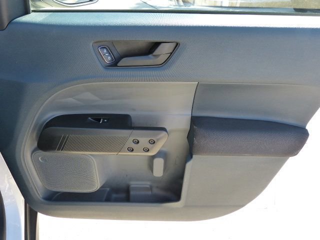 Used 2022 Ford Maverick XL image 25