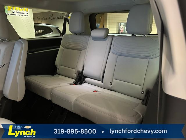 New 2026 Ford Expedition Max Platinum AWD/4WD image 24