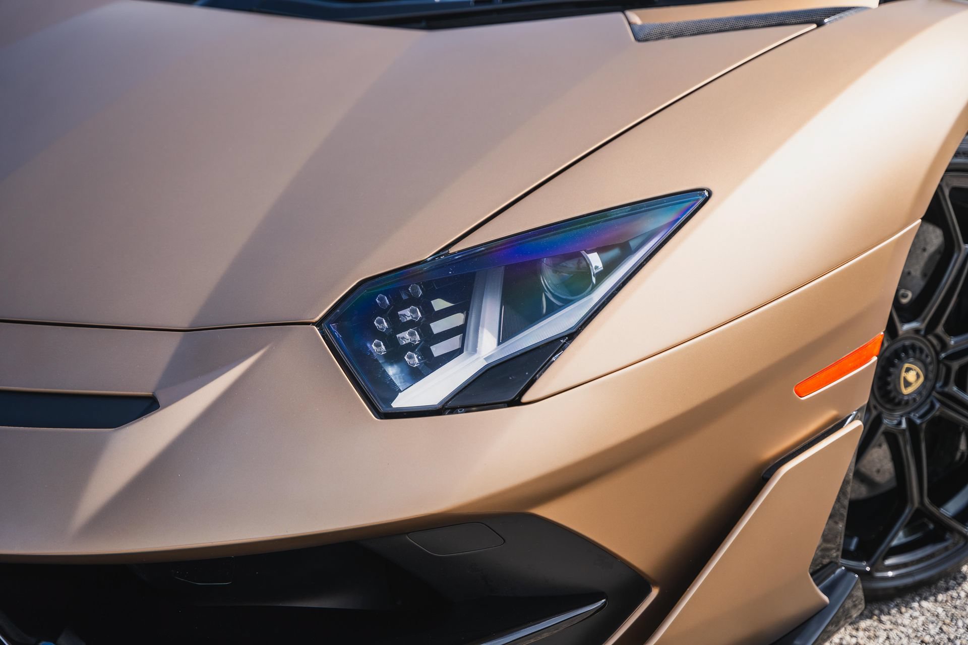 Used 2021 Lamborghini Aventador SVJ AWD/4WD image 5
