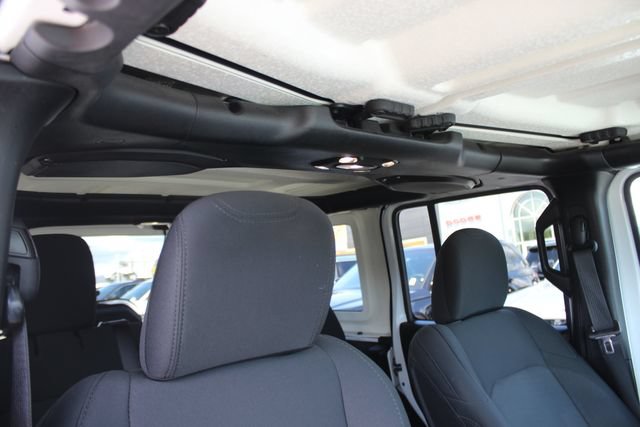 Used 2019 Jeep Wrangler Unlimited Sport S AWD/4WD image 30