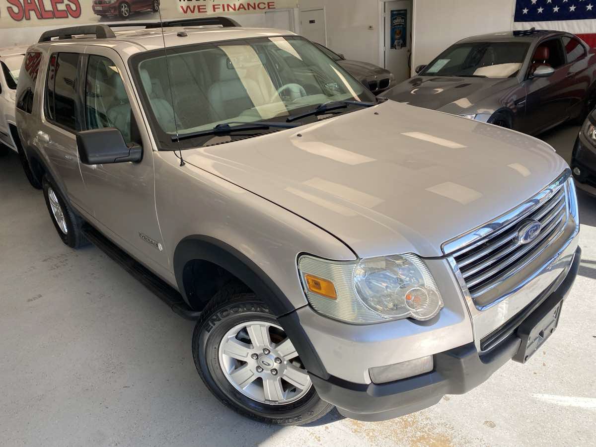 Used 2007 Ford Explorer XLT RWD image 5