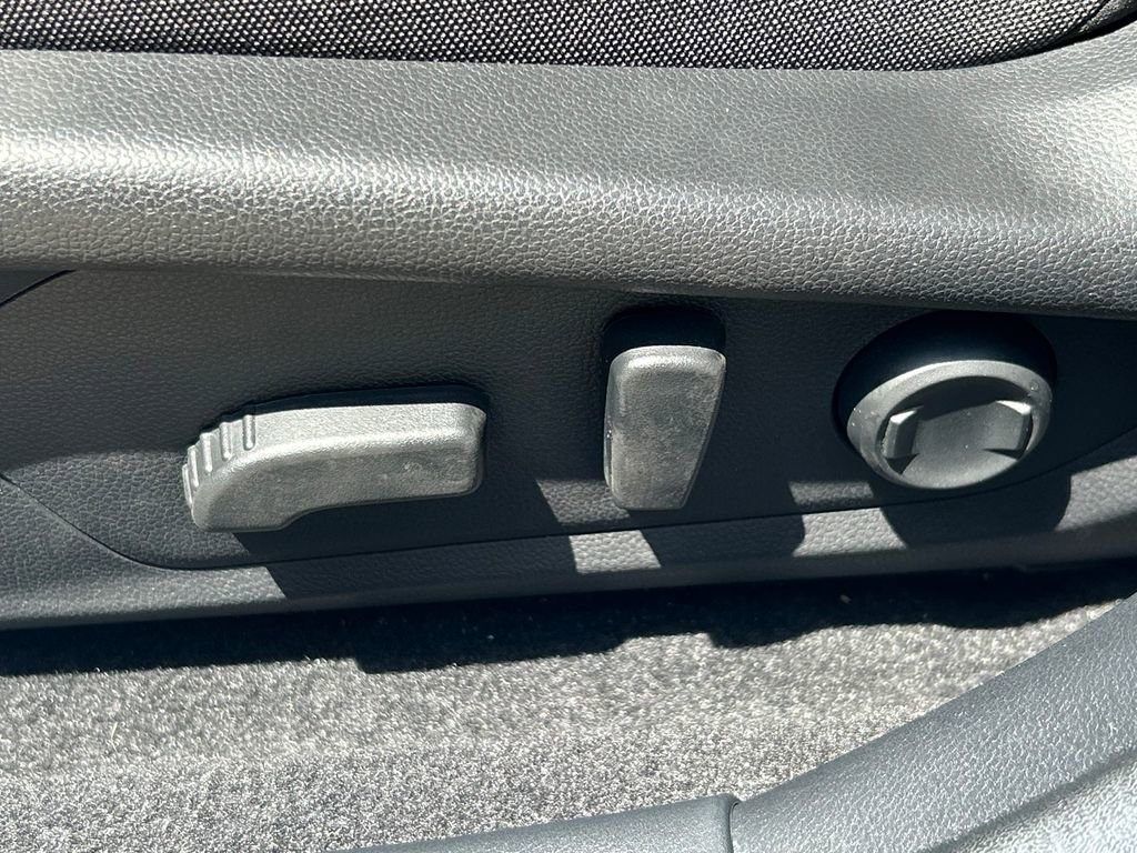 Used 2024 Subaru Crosstrek 2.5i Sport w/ Crosstrek Mirror Package AWD/4WD image 25