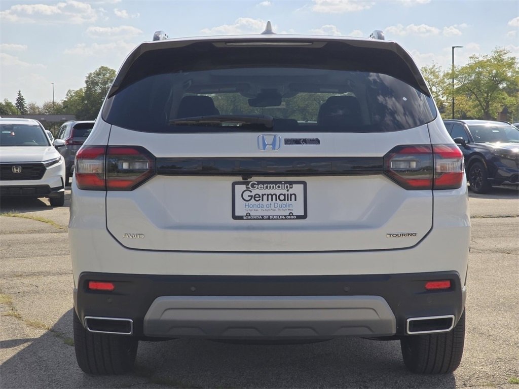 New 2025 Honda Pilot Touring image 18