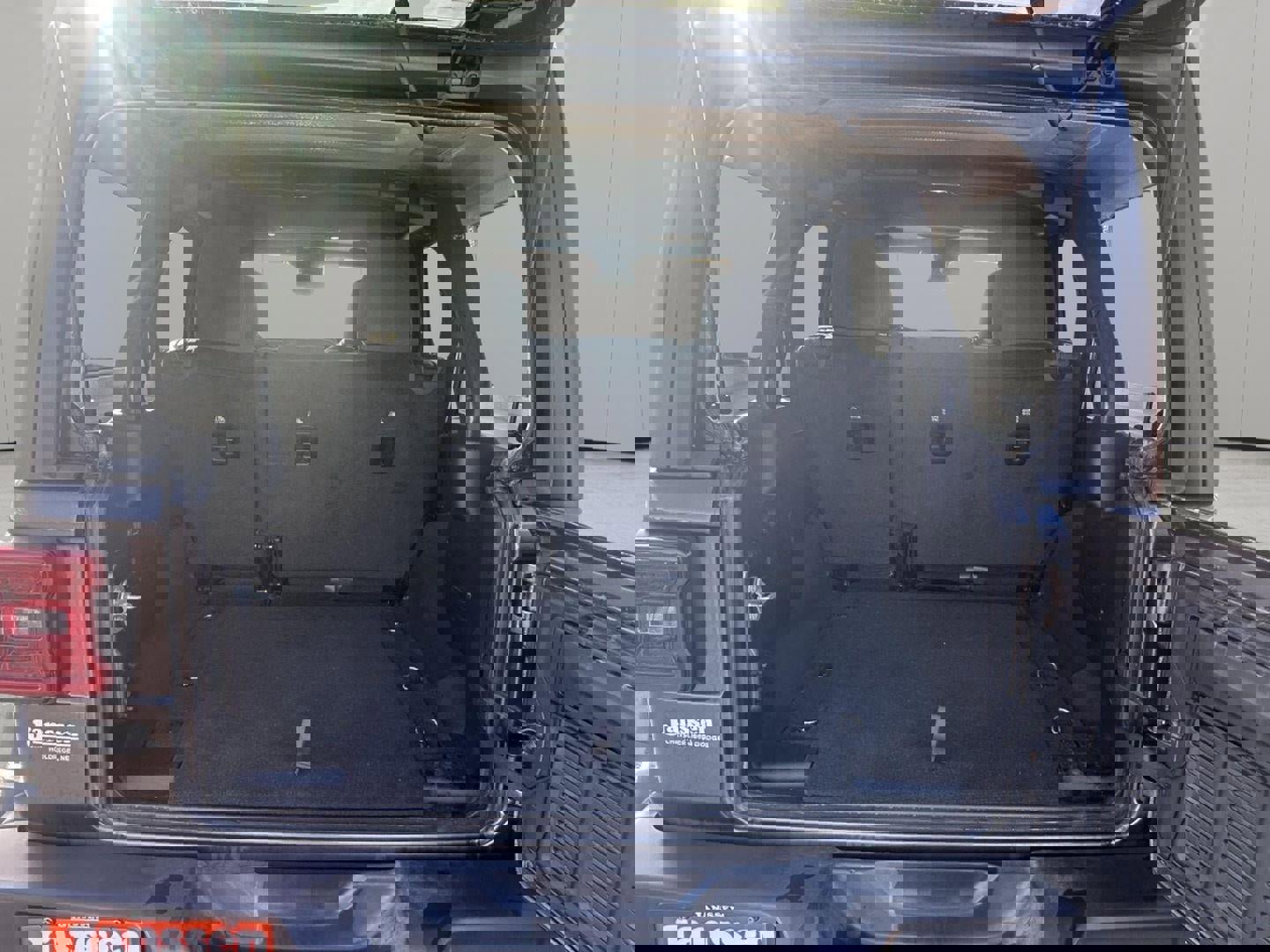 Used 2024 Jeep Wrangler Unlimited Rubicon image 41