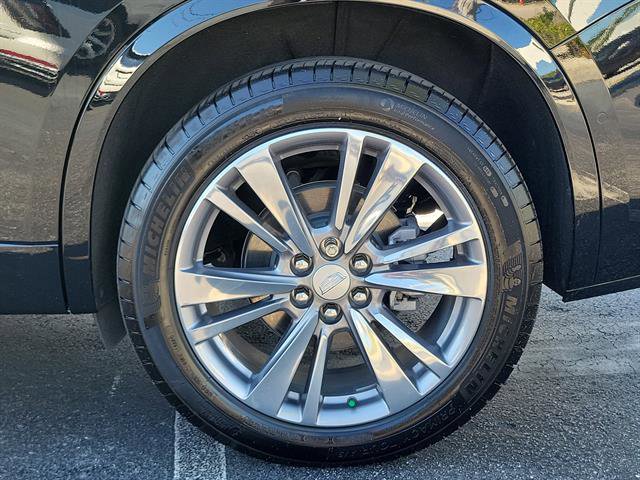 Certified 2025 Cadillac XT6 Premium Luxury w/ Technology Package image 10