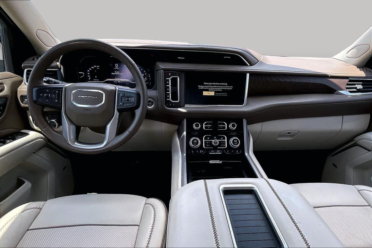 Used 2023 GMC Yukon Denali AWD/4WD image 15